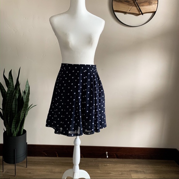 H&M Dresses & Skirts - H&M Polka Dot Skirt